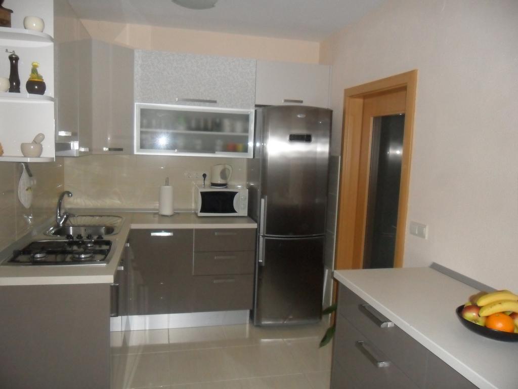 Apartment Zeljka Lovreta Makarska Exterior foto